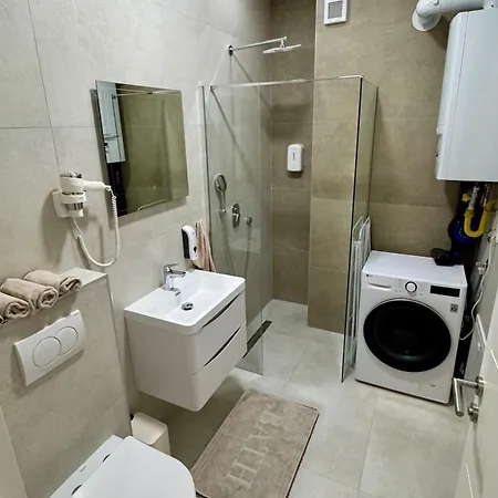דירה Grbavica Lux - New & Elegant In